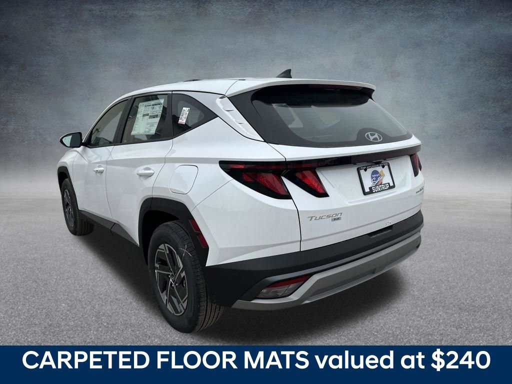 New 2026 Hyundai Tucson Blue SE image 3