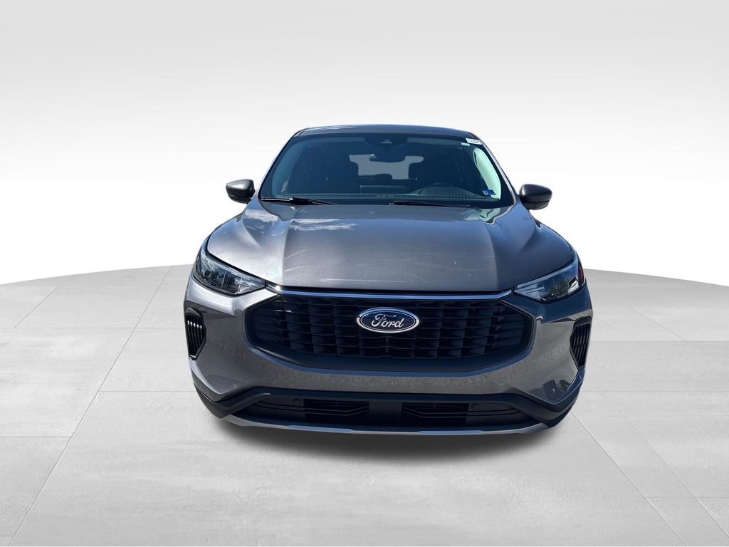 Used 2023 Ford Escape Active w/ Tech Pack #1 FWD image 9