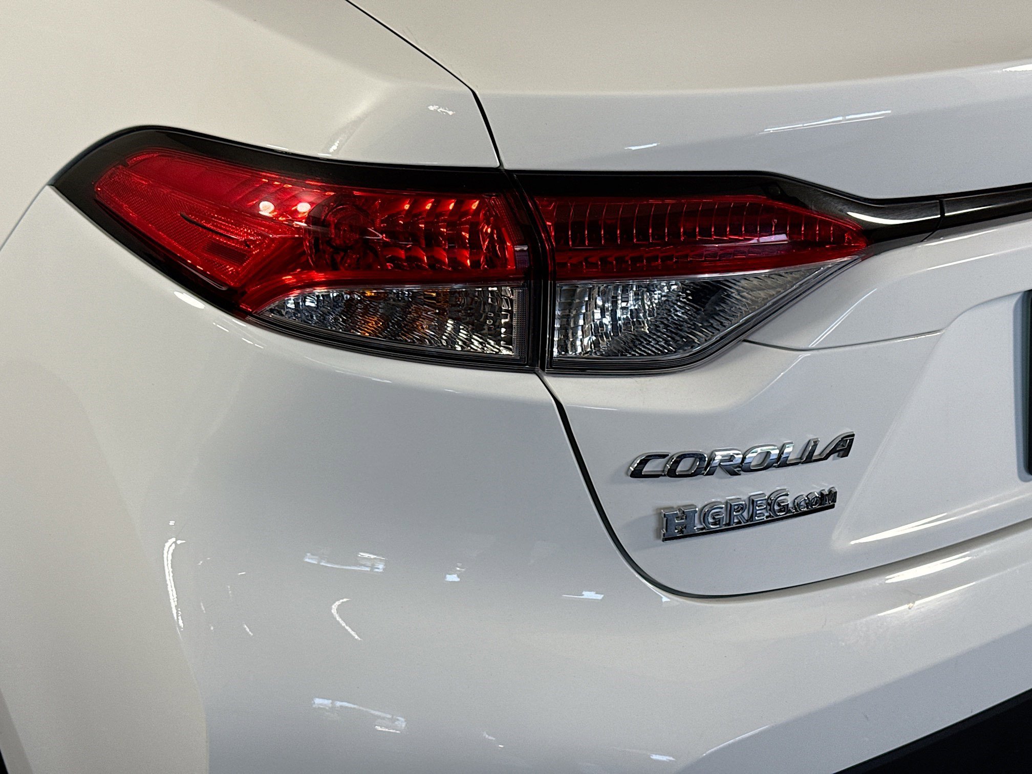 Used 2024 Toyota Corolla LE FWD image 35