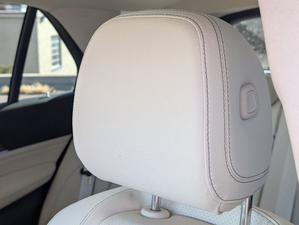 Used 2022 Mercedes-Benz GLE 350 4MATIC image 13