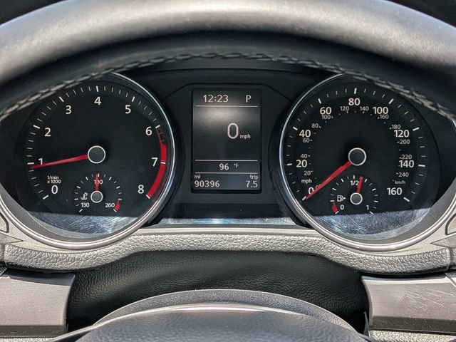Used 2017 Volkswagen Passat 1.8T R-Line w/ R-Line Lighting Package FWD image 26