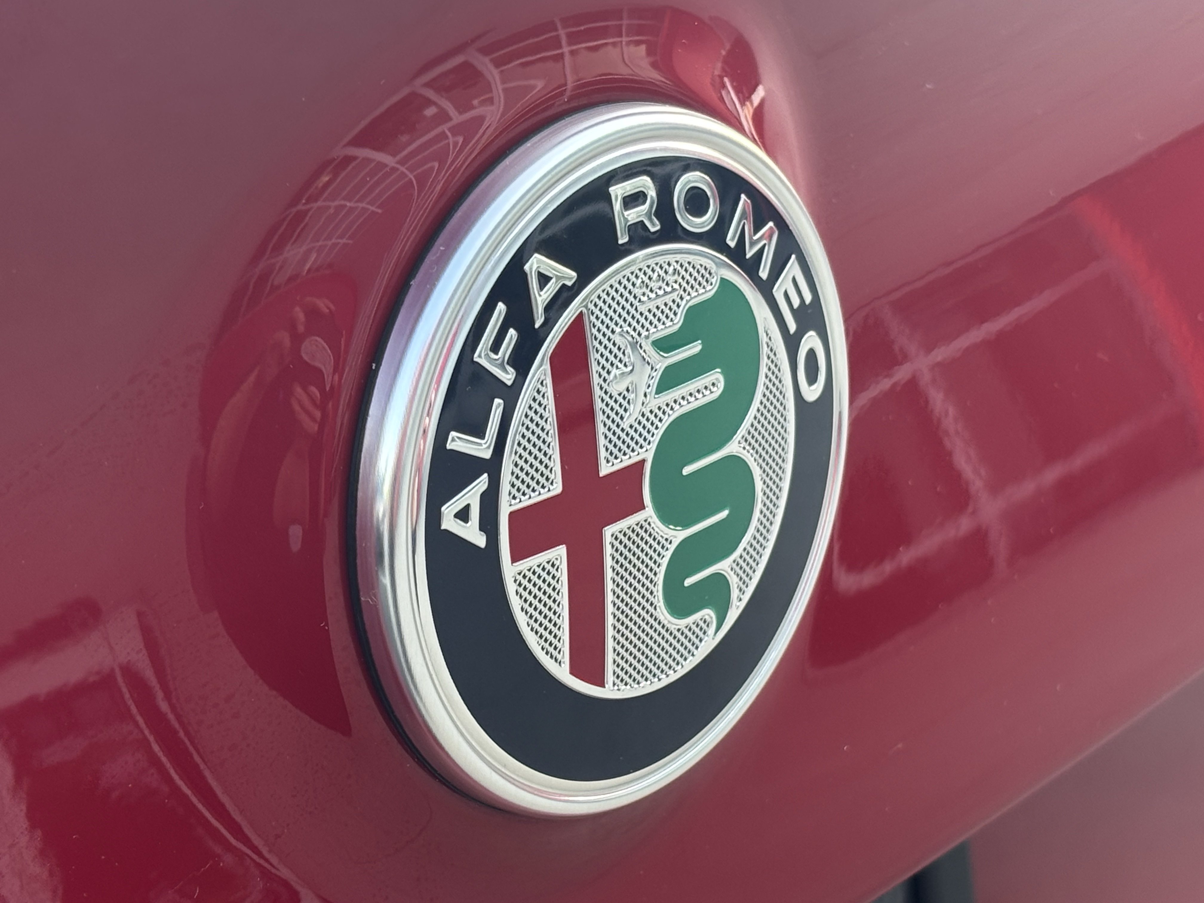 Certified 2024 Alfa Romeo Giulia Sprint RWD image 13