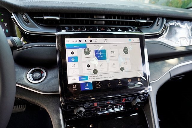 New 2023 Jeep Grand Cherokee Limited 4xe image 29