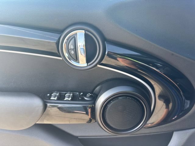 Used 2023 MINI Cooper S FWD image 15