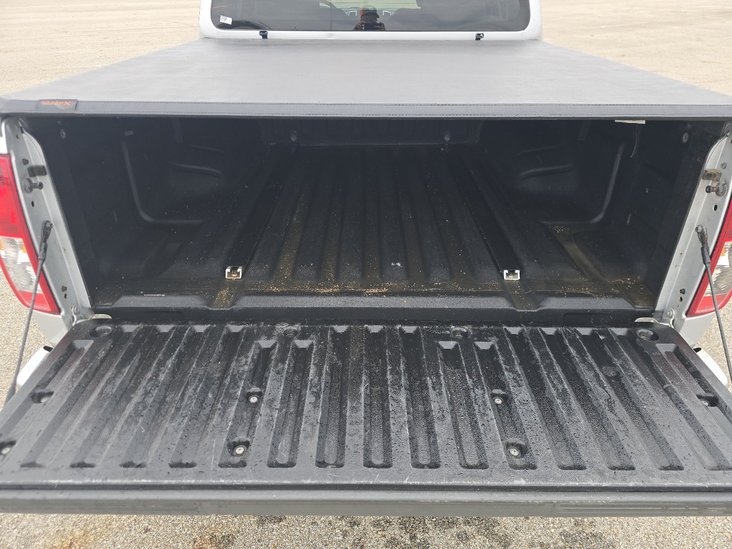 Used 2012 Nissan Frontier SV w/ SV Premium Utility Pkg AWD/4WD image 15