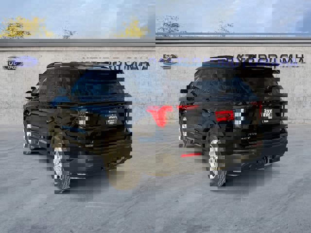 Certified 2025 Ford Explorer Active image 3