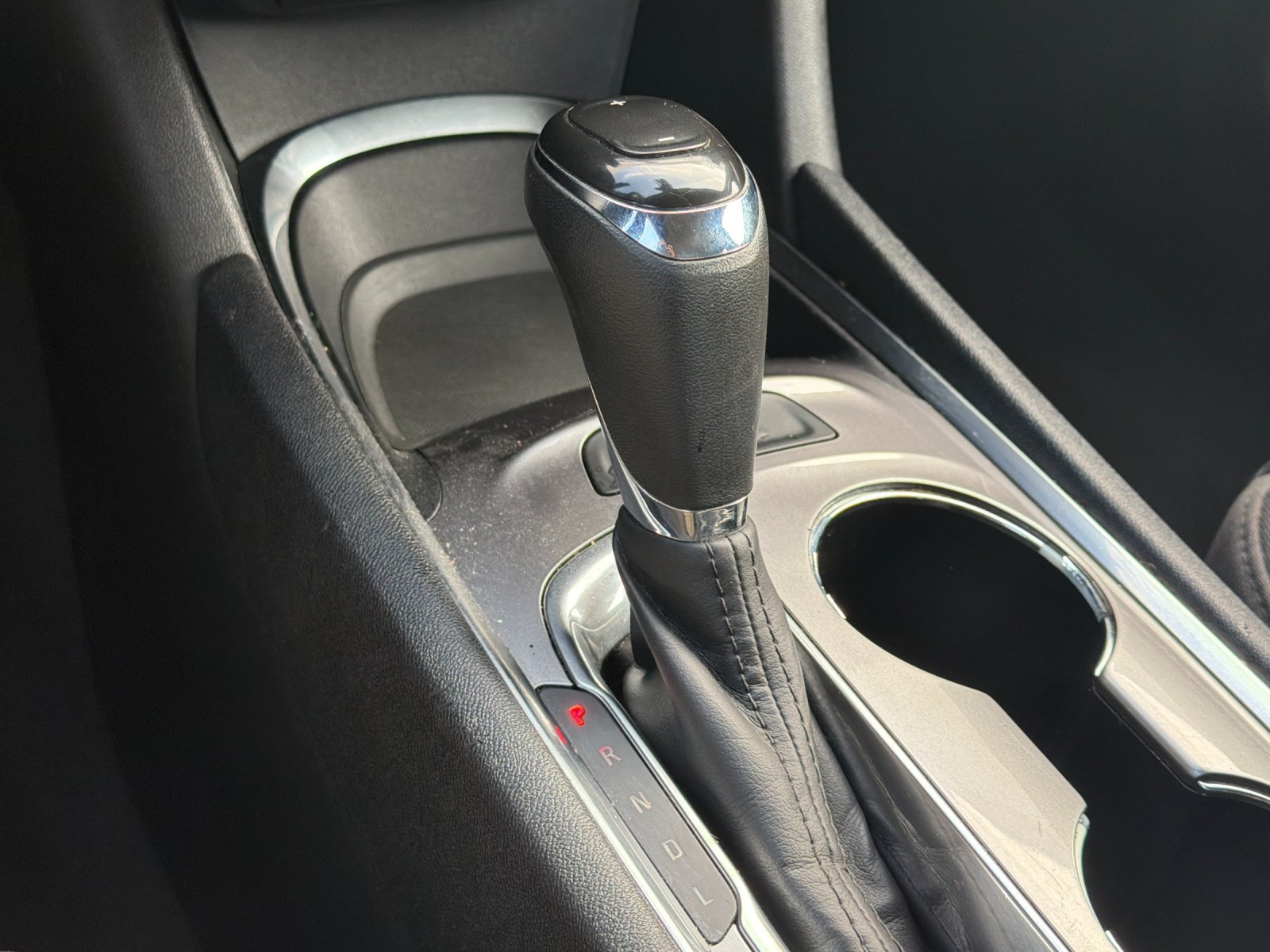 Used 2020 Chevrolet Malibu LT FWD image 23