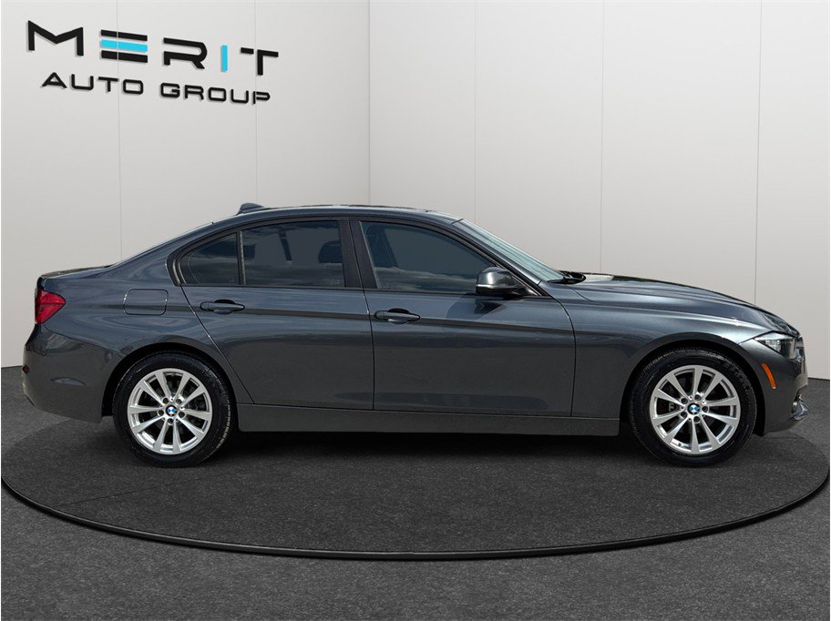 Used 2016 BMW 320i xDrive Sedan AWD/4WD image 10