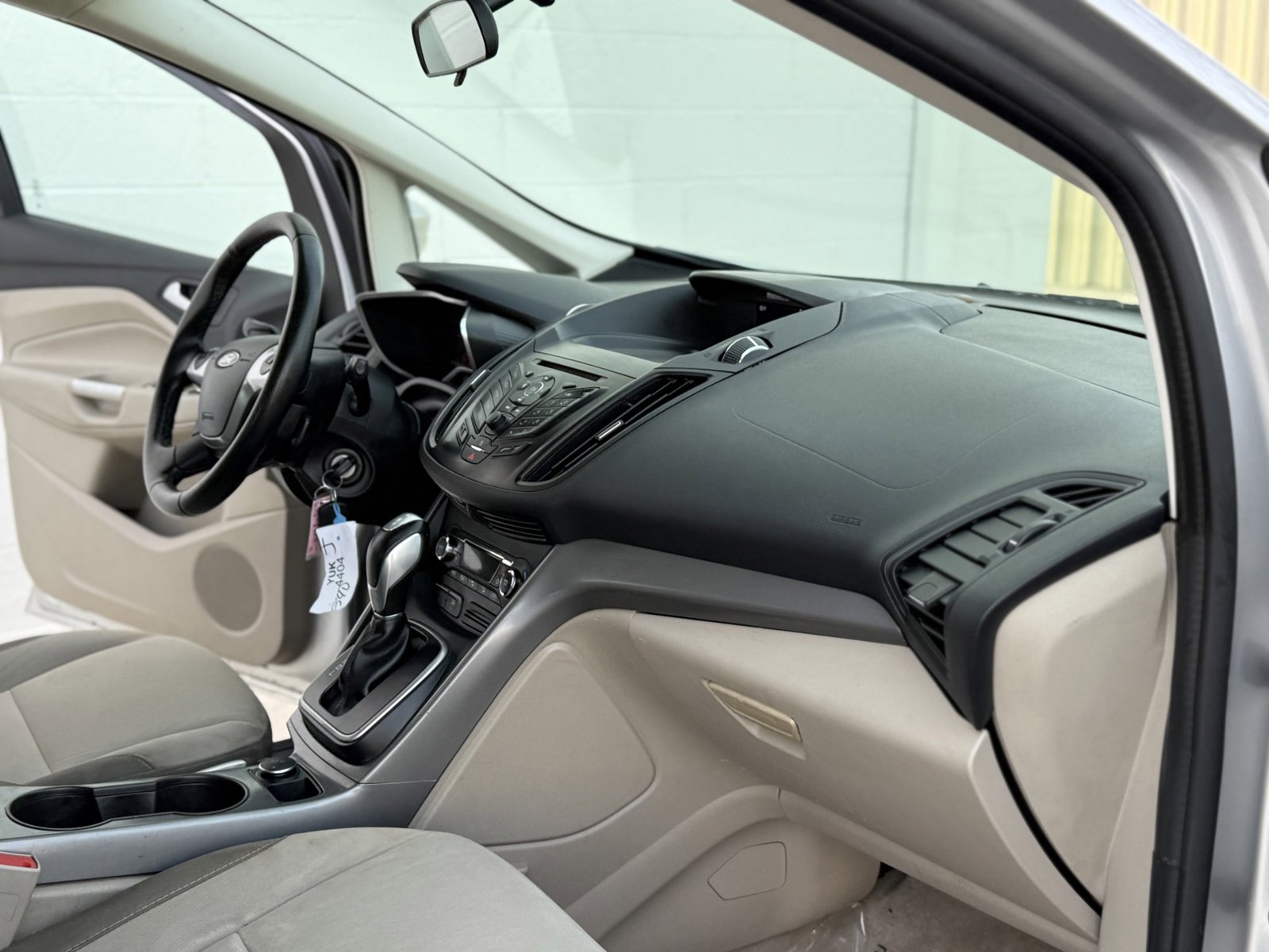 Used 2015 Ford C-MAX SE image 29