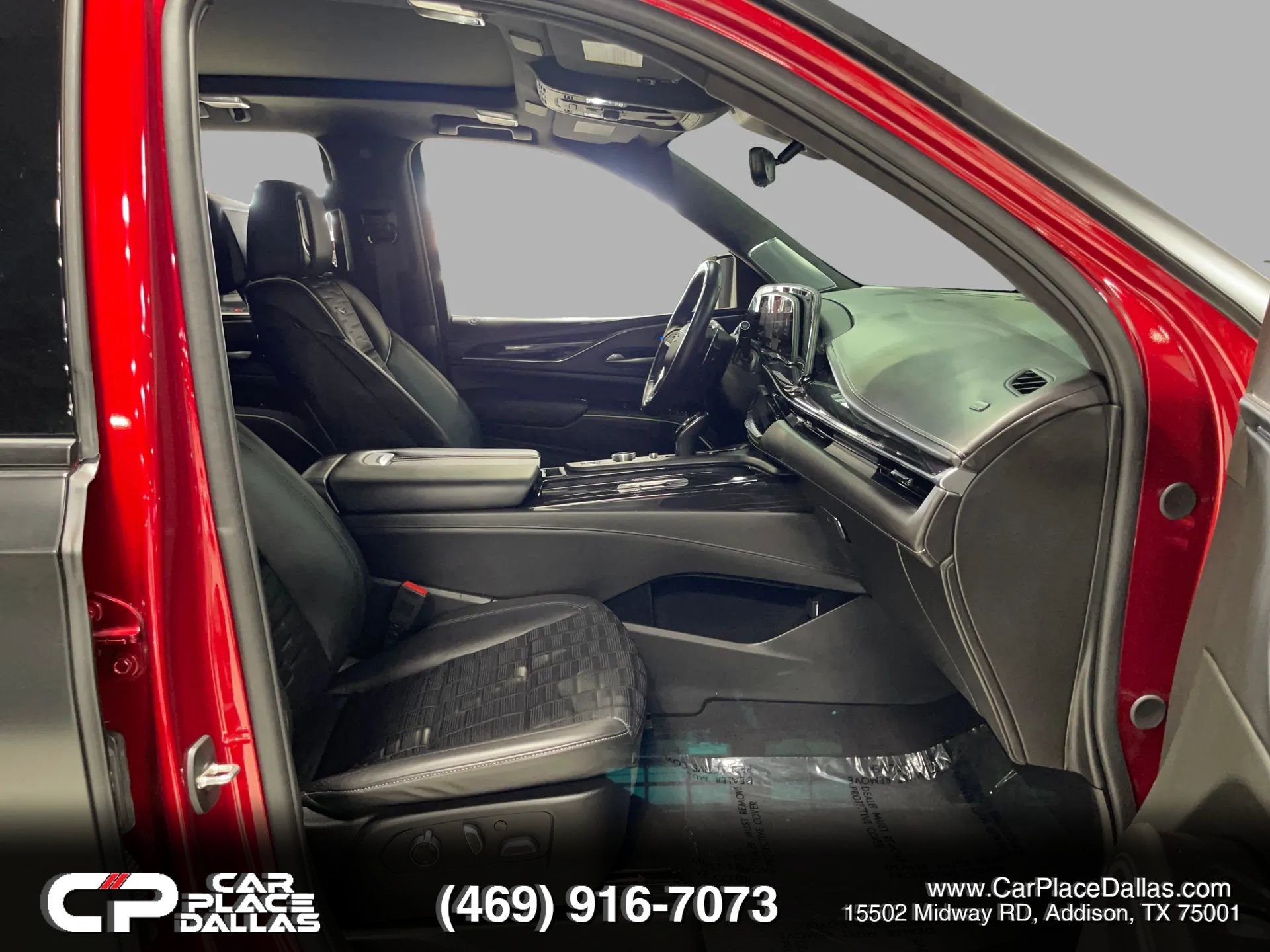 Used 2023 Cadillac Escalade V w/ Heavy-Duty Trailer Package AWD/4WD image 27
