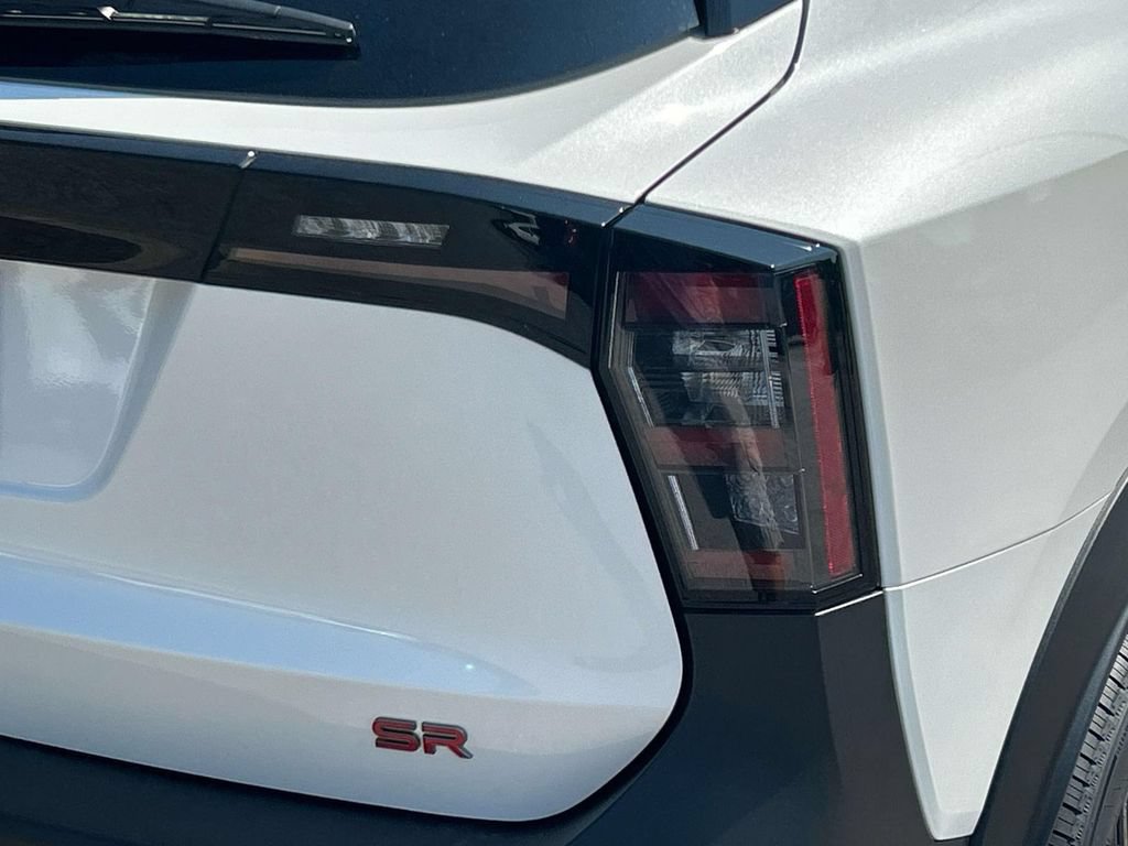 New 2026 Nissan Kicks SR FWD image 10
