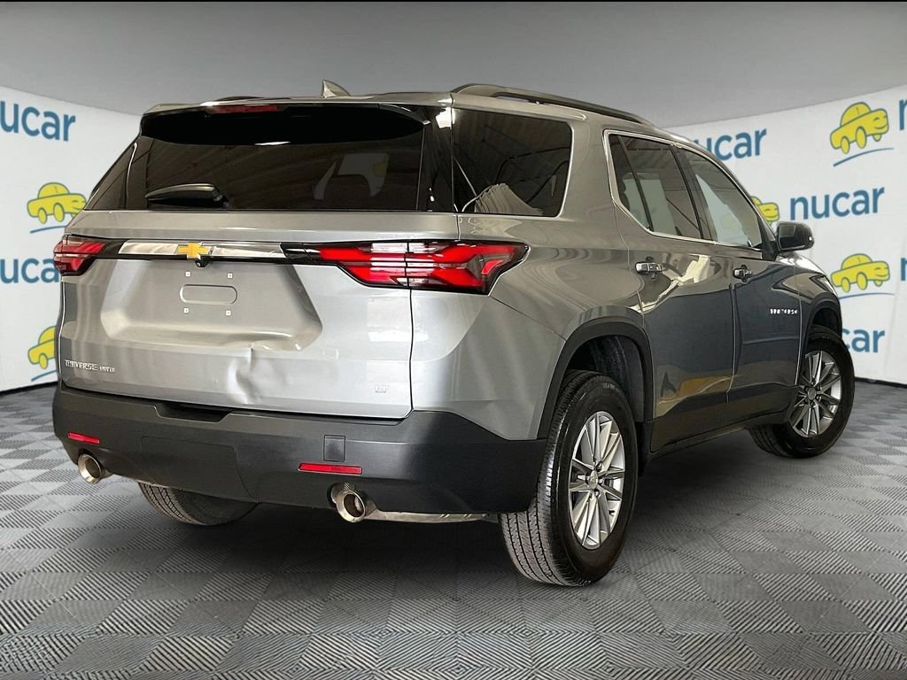 Used 2023 Chevrolet Traverse LT AWD/4WD image 6