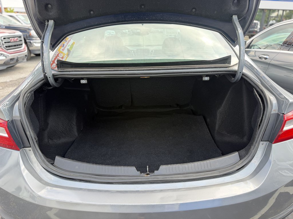 Used 2023 Chevrolet Malibu LT FWD image 20