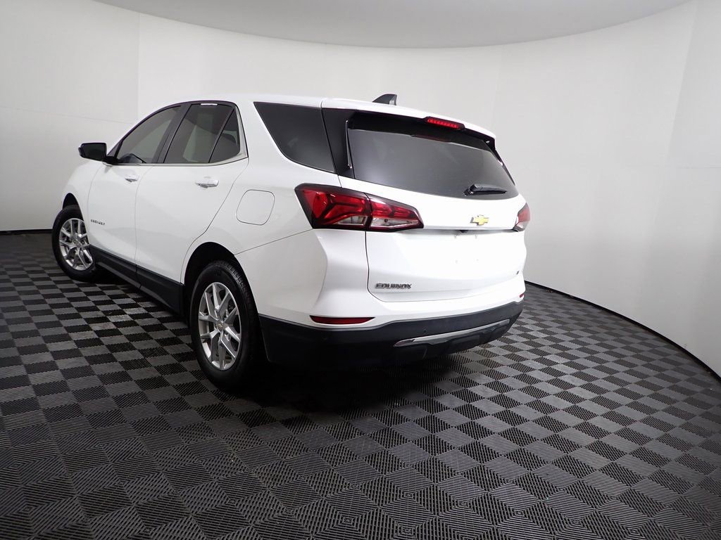 Used 2023 Chevrolet Equinox LT w/ LPO, Floor Liner Package image 10