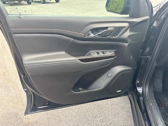 Used 2023 GMC Acadia AT4 w/ Preferred Package AWD/4WD image 26