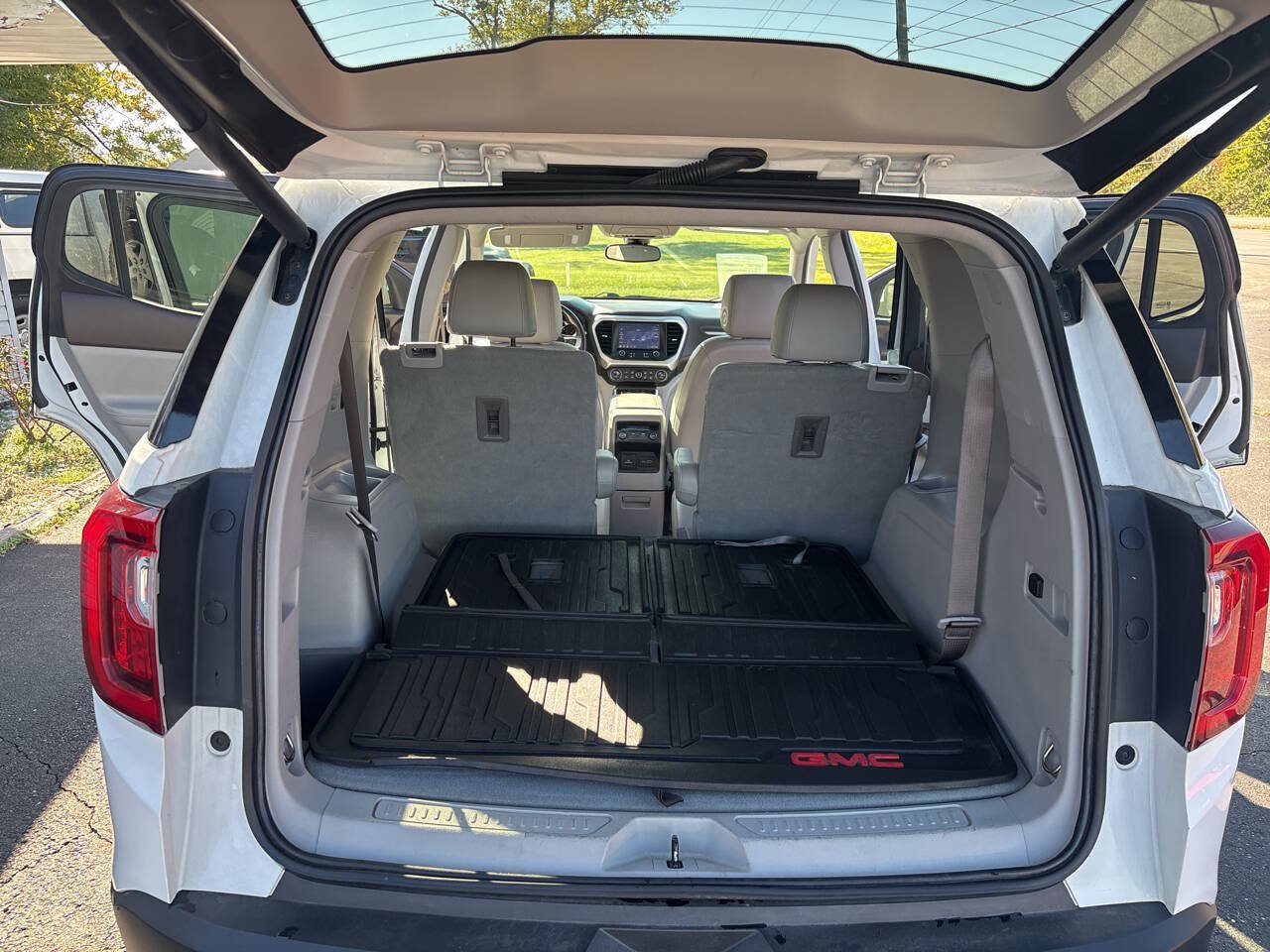 Used 2020 GMC Acadia SLT AWD/4WD image 21