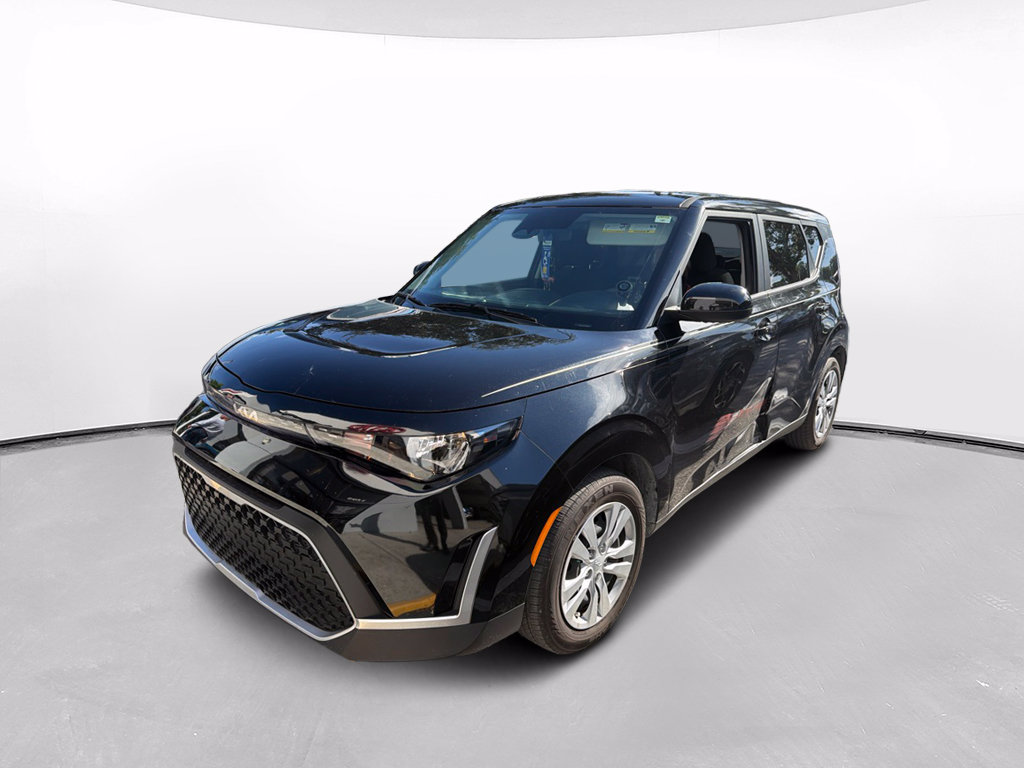 Certified 2025 Kia Soul LX FWD image 7