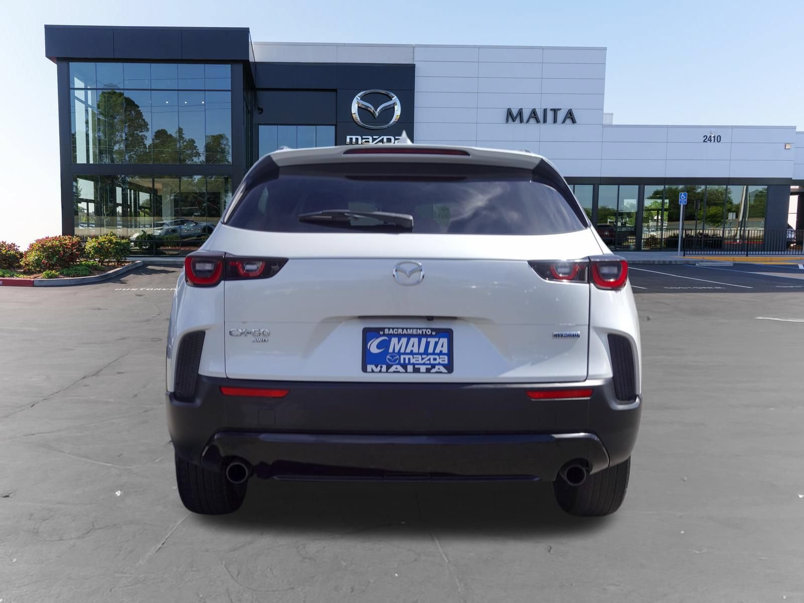 Used 2025 MAZDA CX-50 AWD 2.5 Hybrid w/ Premium Pkg image 5