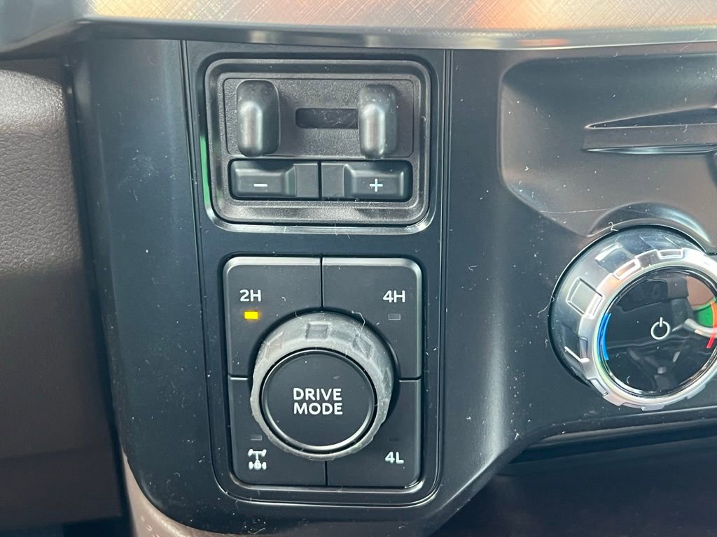 New 2025 Ford F350 King Ranch image 34