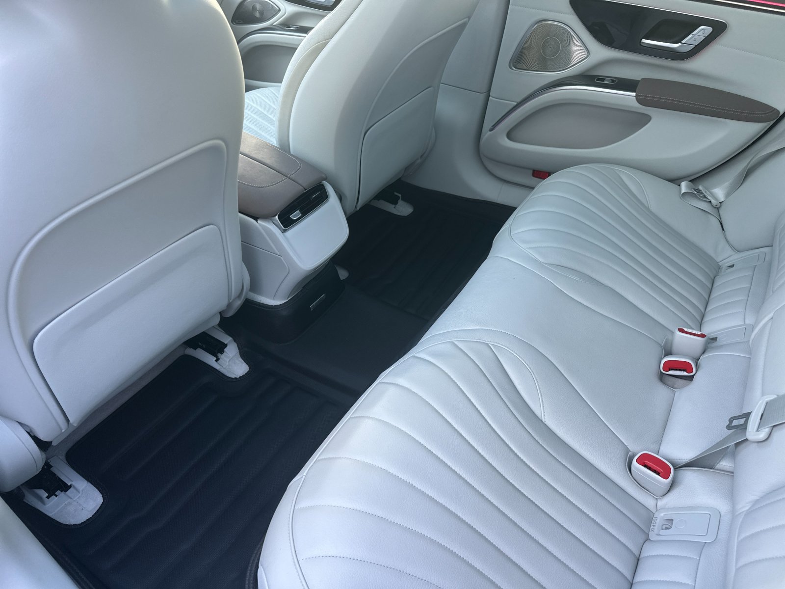 Used 2023 Mercedes-Benz EQS 450+ Sedan image 12