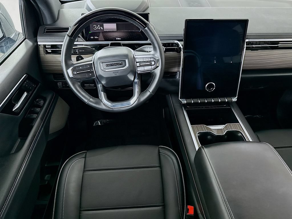 Used 2024 GMC Sierra EV Denali AWD/4WD image 3