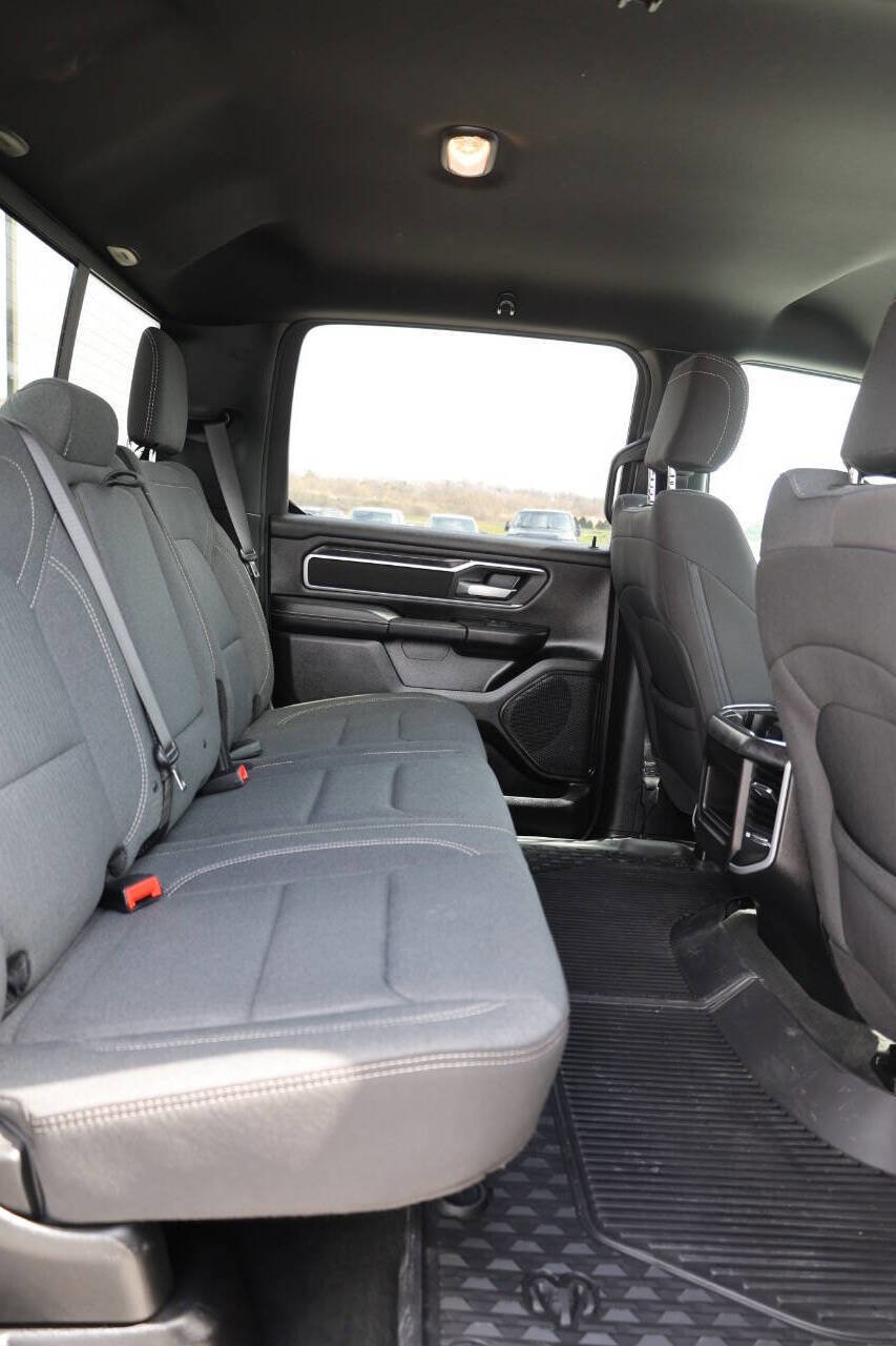 Used 2023 RAM 1500 Big Horn AWD/4WD image 16