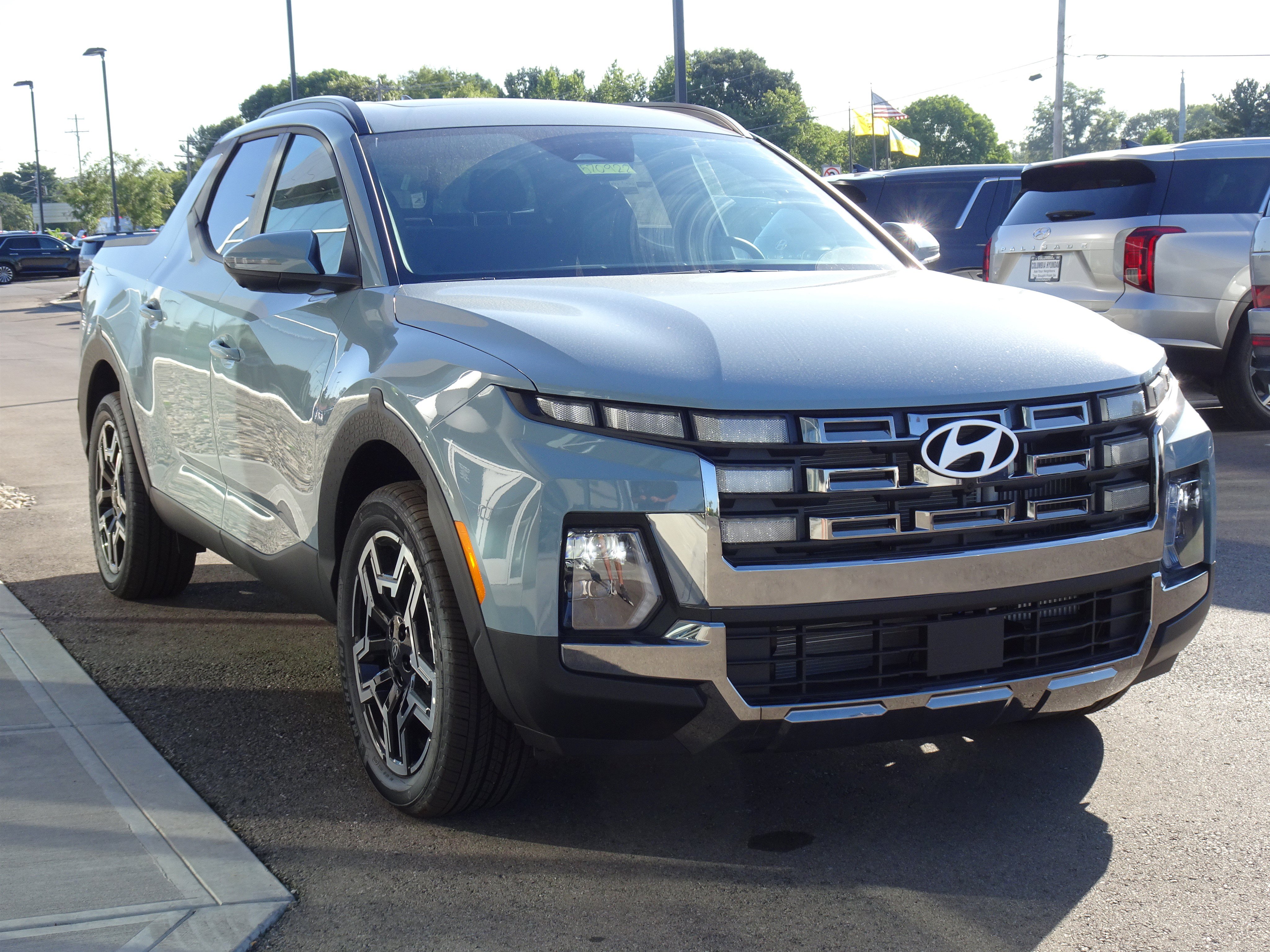New 2025 Hyundai Santa Cruz Limited AWD/4WD image 7