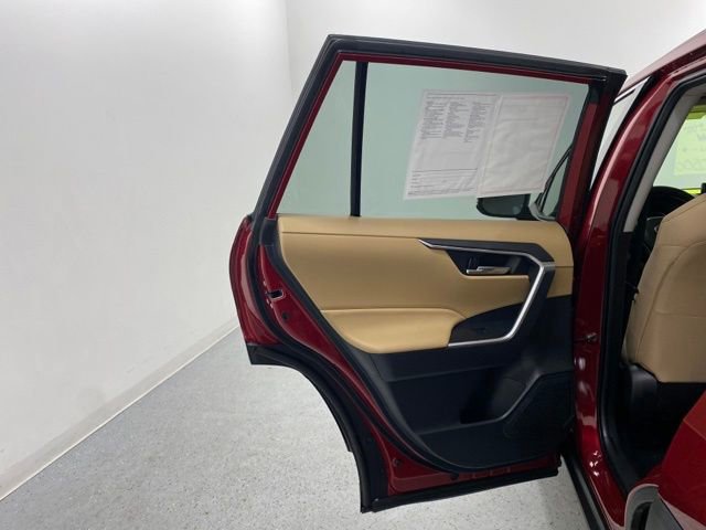 Certified 2022 Toyota RAV4 XLE image 27
