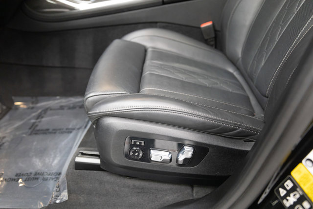 Used 2024 BMW X7 M60i w/ Executive Package image 53