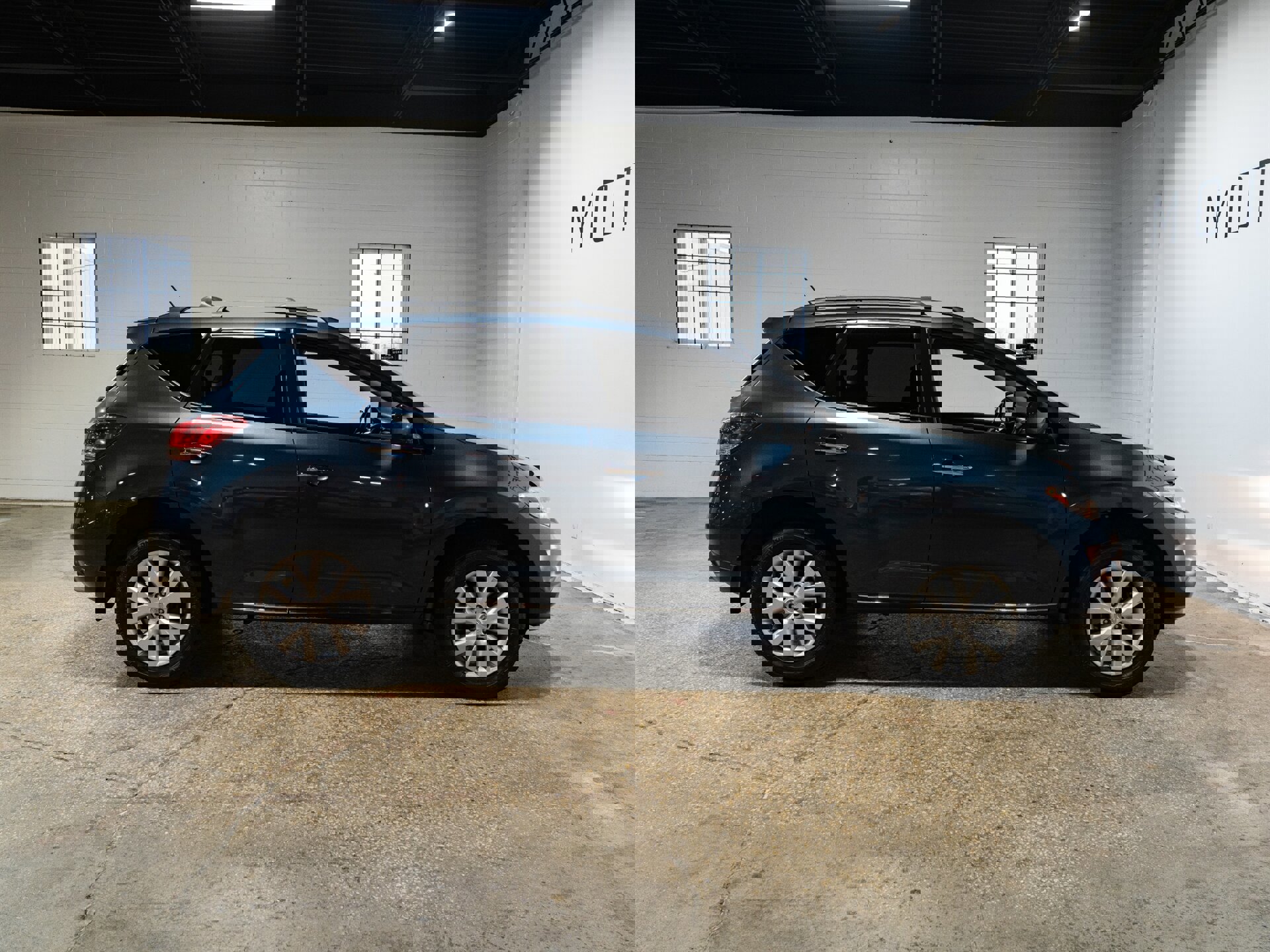 Used 2014 Nissan Murano SV w/ Value Package image 6