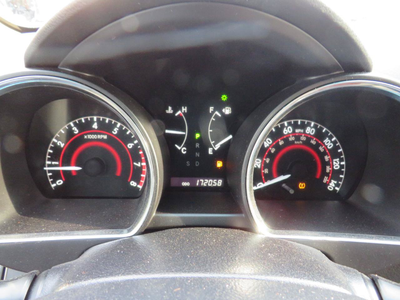 Used 2012 Toyota Highlander Limited w/ Tow Pkg FWD image 13