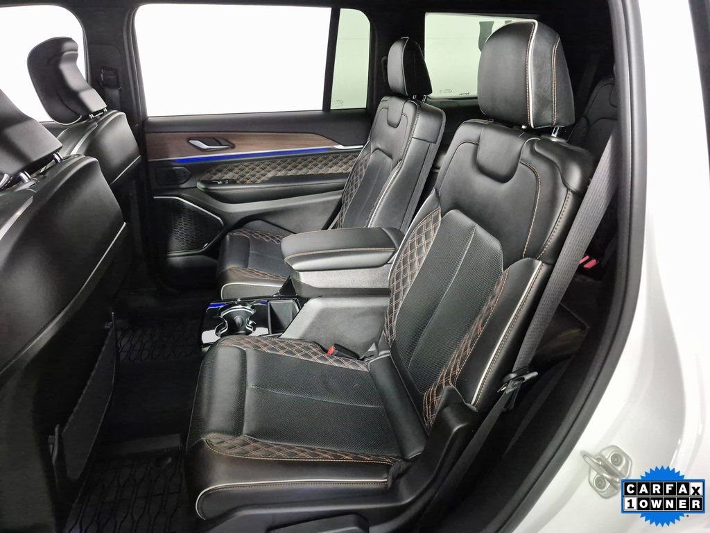 Used 2024 Jeep Grand Cherokee L Summit image 23