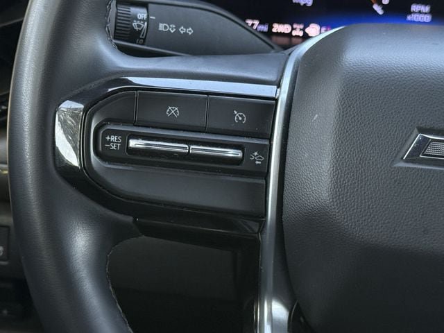 Used 2024 Chevrolet Colorado ZR2 w/ Safety Package AWD/4WD image 15