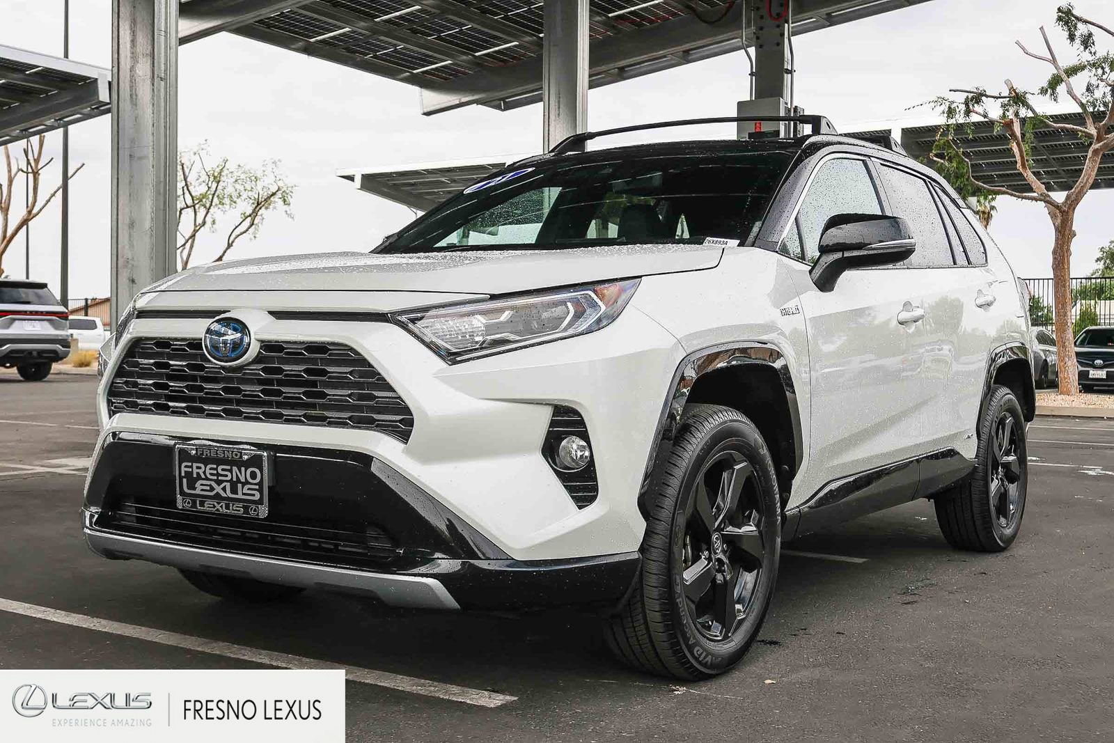 Used 2021 Toyota RAV4 XSE w/ XSE Grade Weather Package AWD/4WD image 3