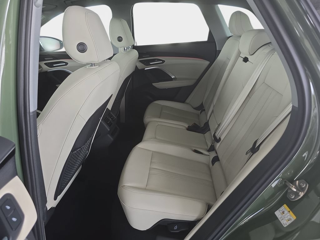 Certified 2025 Audi Q5 Premium w/ Premium Plus AWD/4WD image 23