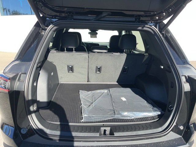 New 2026 Chevrolet Equinox LT w/ Convenience Package II image 12
