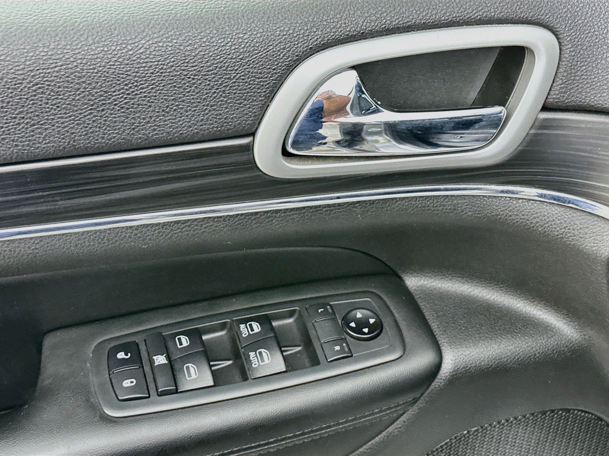 Used 2019 Jeep Grand Cherokee Limited RWD image 15
