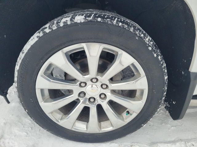 Used 2020 Chevrolet Silverado 1500 High Country w/ Technology Package image 25