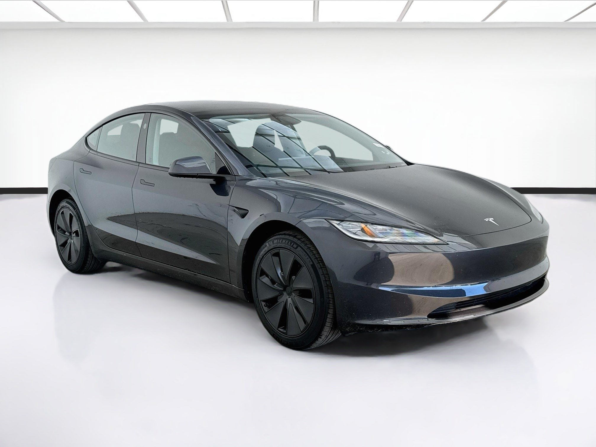 Used 2025 Tesla Model 3 RWD image 3