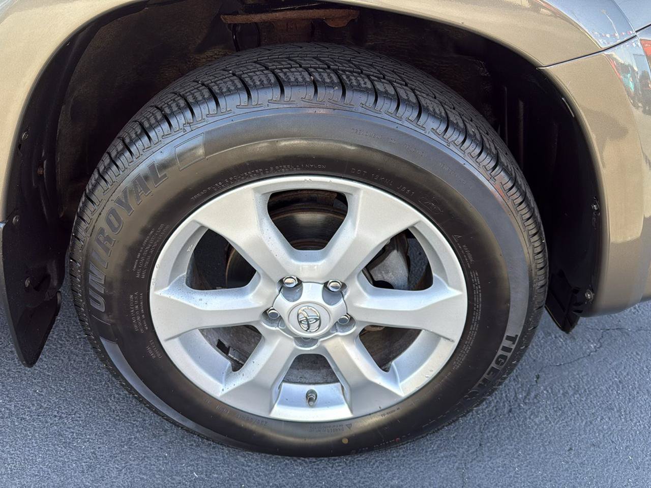 Used 2012 Toyota RAV4 Limited w/ Premium Plus Value Pkg AWD/4WD image 29