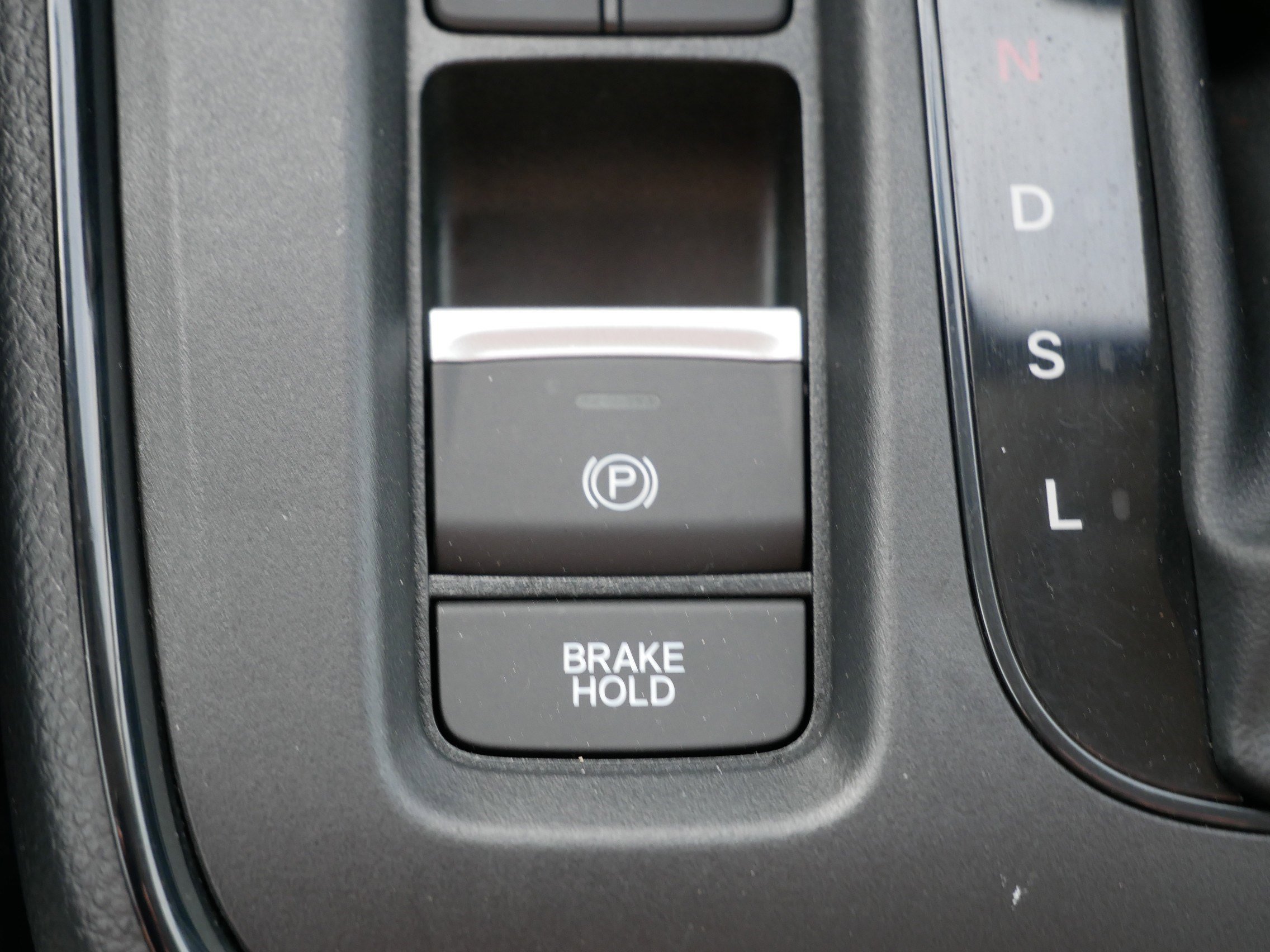 Certified 2024 Honda CR-V EX-L image 32