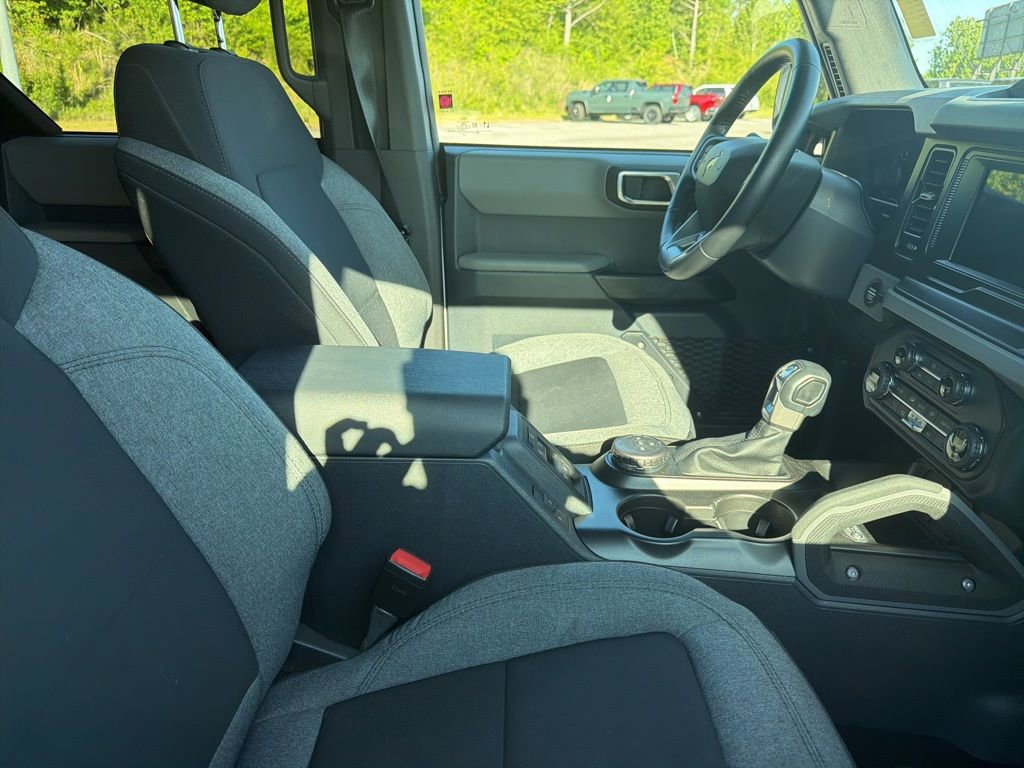 Used 2023 Ford Bronco Big Bend image 3