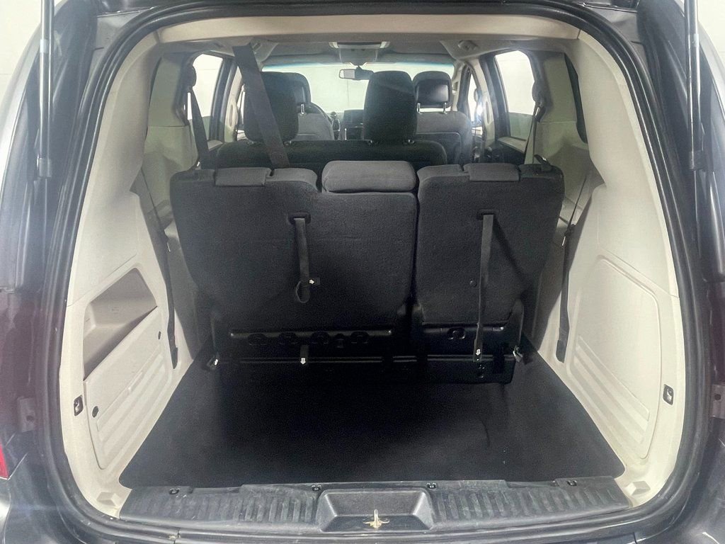 Used 2017 Dodge Grand Caravan SE w/ Power Window Group image 7