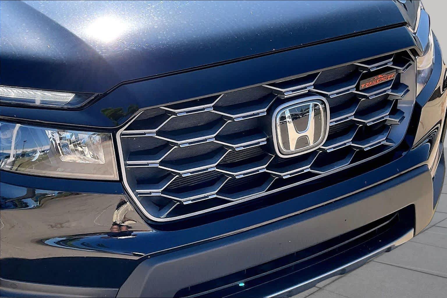 Used 2024 Honda Passport TrailSport image 29