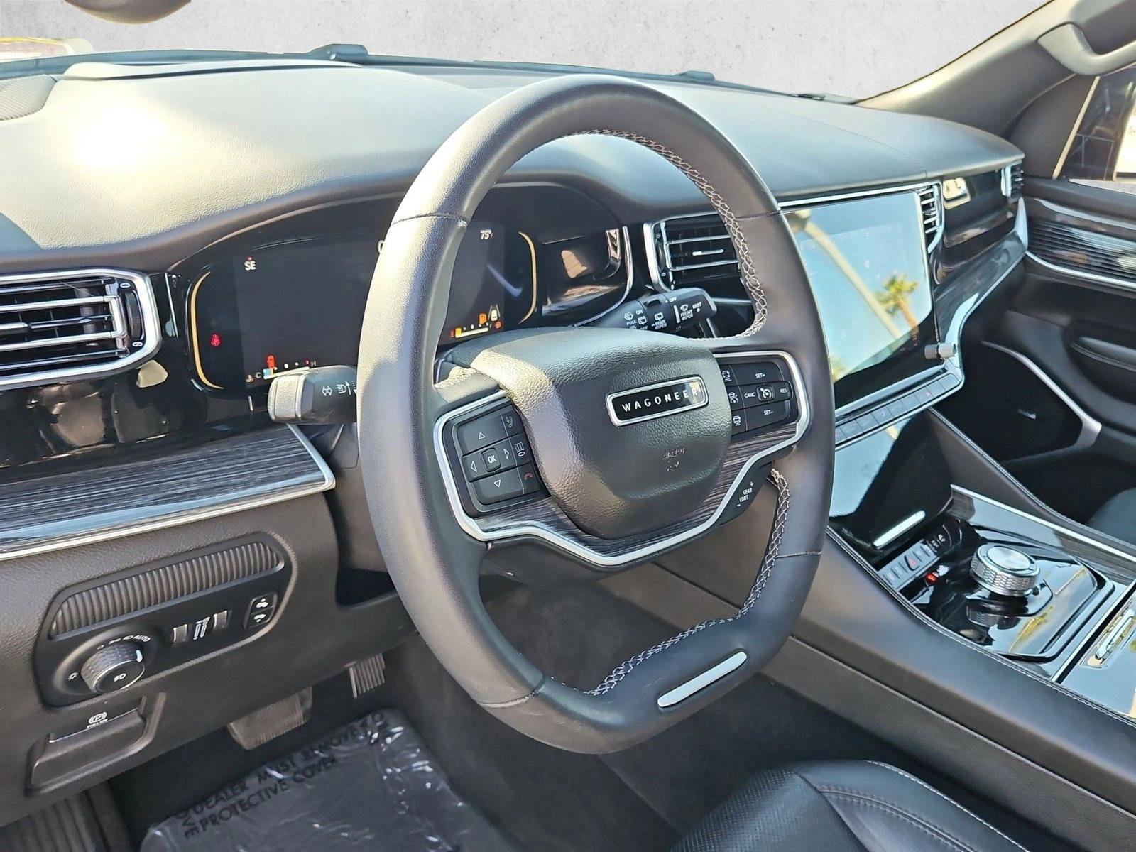 Used 2022 Jeep Wagoneer Series III w/ Premium Group I RWD image 10