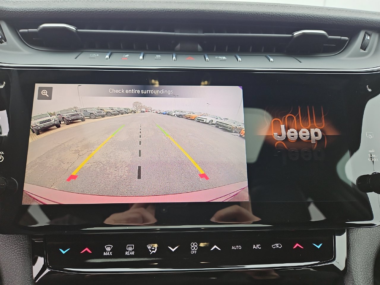 New 2026 Jeep Grand Cherokee Altitude AWD/4WD image 25