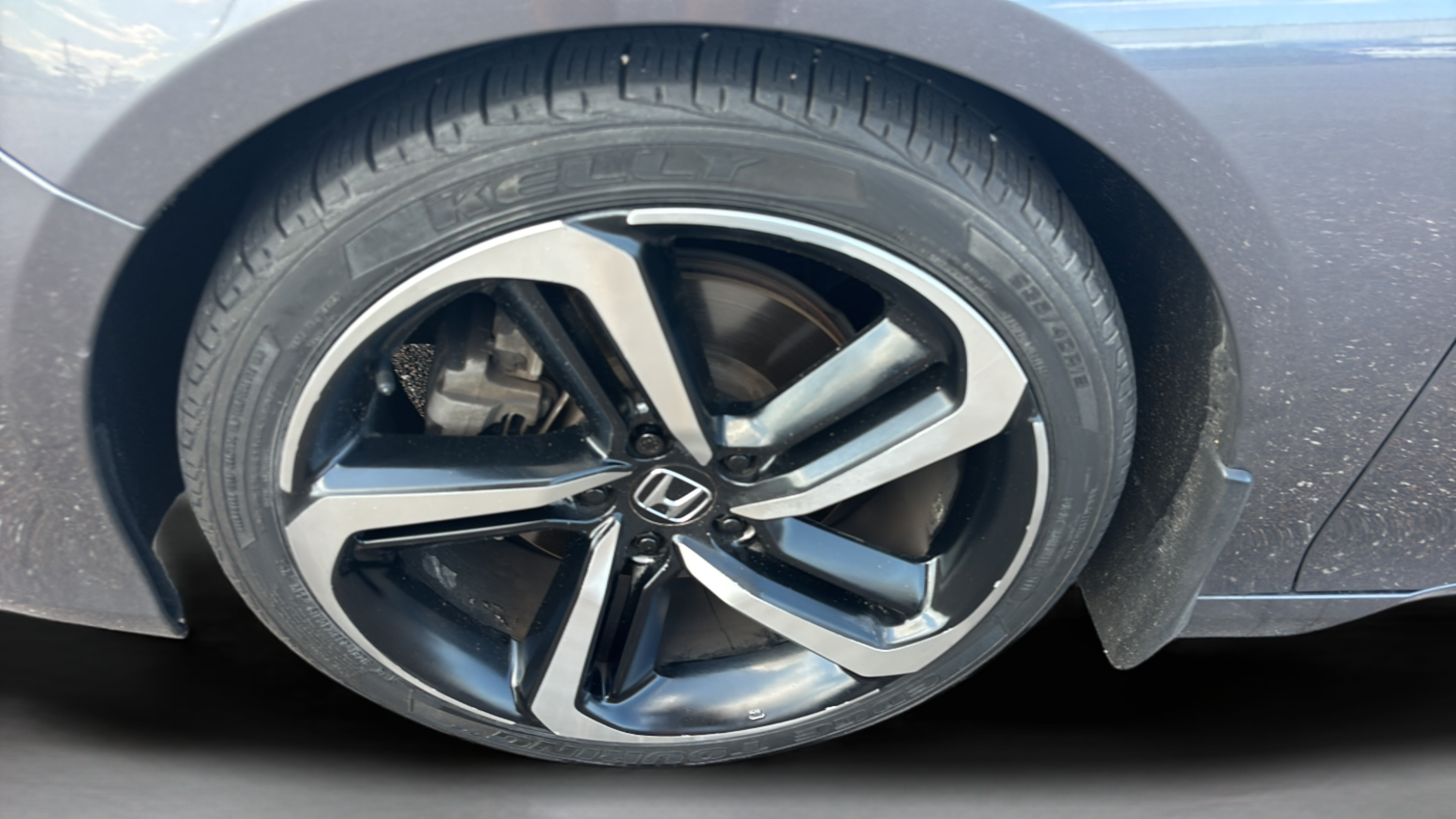 Used 2018 Honda Accord Sport image 28