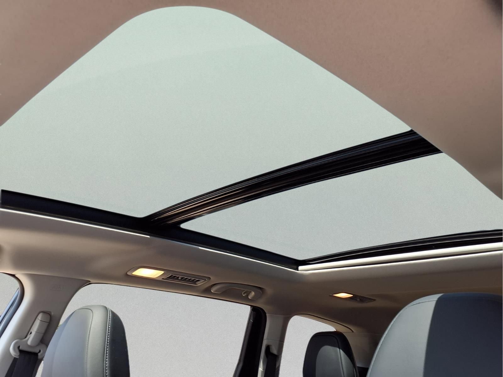 Used 2024 Subaru Ascent Limited w/ Technology Package AWD/4WD image 16