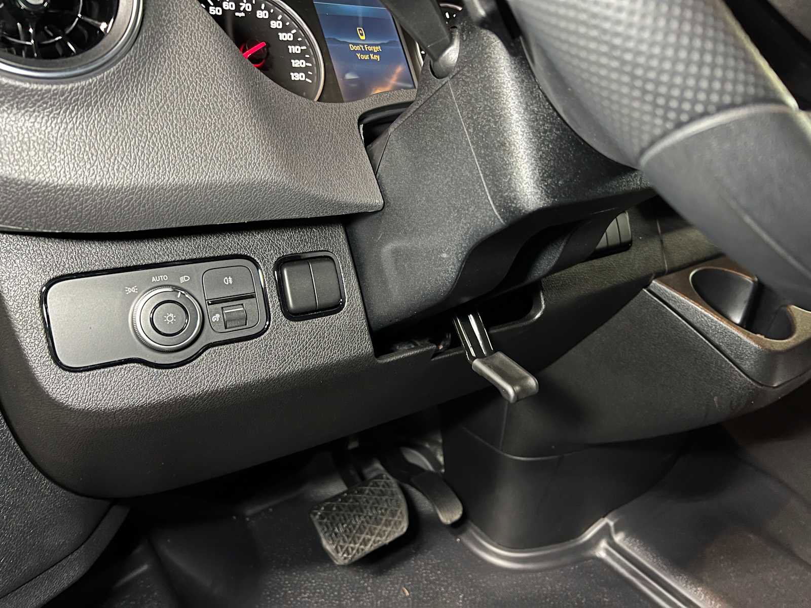 Used 2025 Mercedes-Benz Sprinter 2500 image 24