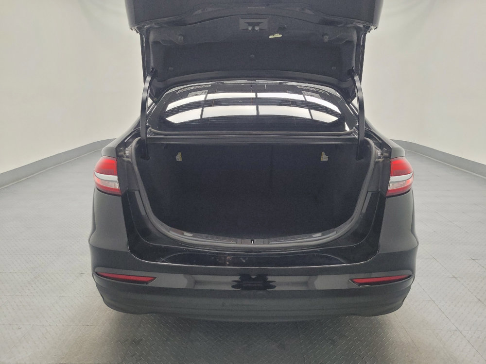 Used 2020 Ford Fusion S image 29